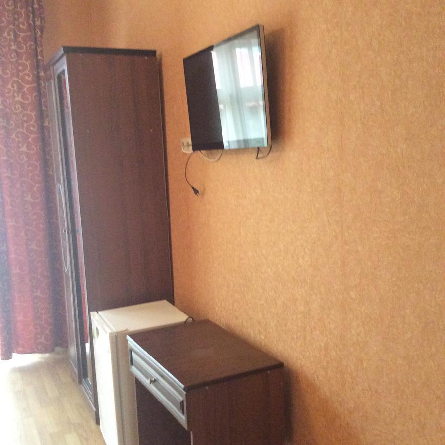 Guest House Dali Γκάγκρα Εξωτερικό φωτογραφία