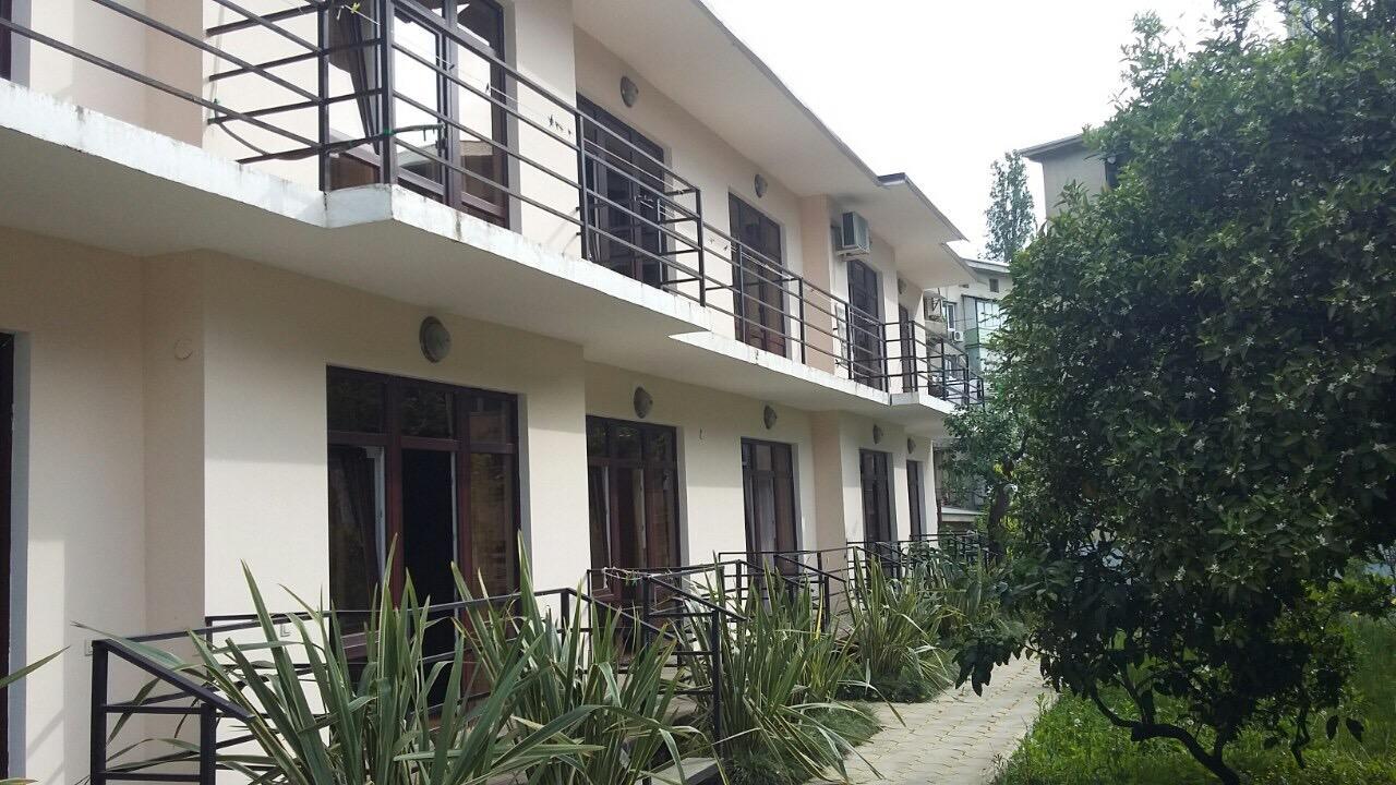 Guest House Dali Γκάγκρα Εξωτερικό φωτογραφία