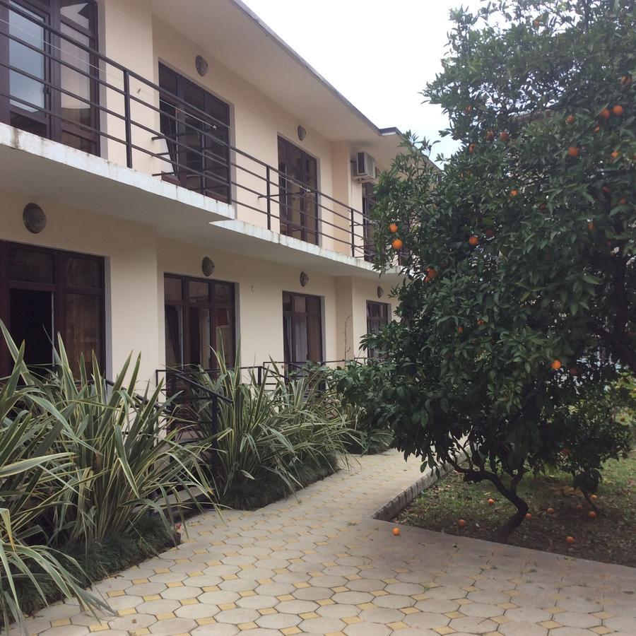 Guest House Dali Γκάγκρα Εξωτερικό φωτογραφία