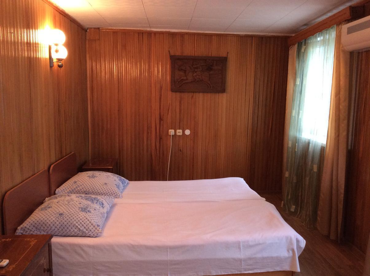 Guest House Dali Γκάγκρα Εξωτερικό φωτογραφία