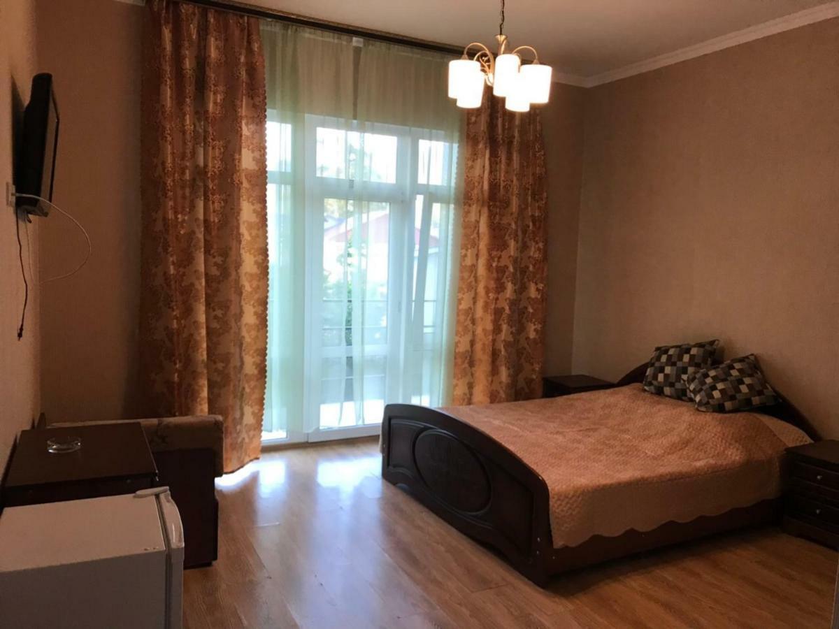 Guest House Dali Γκάγκρα Εξωτερικό φωτογραφία
