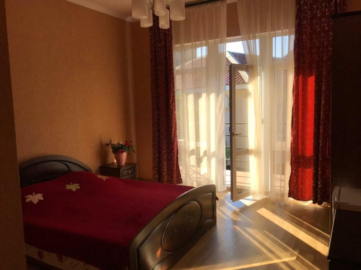Guest House Dali Γκάγκρα Εξωτερικό φωτογραφία
