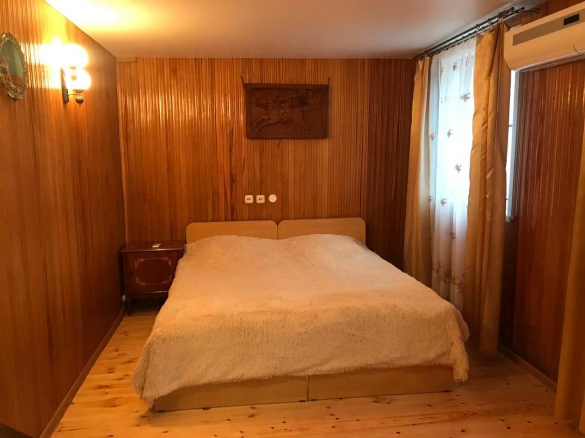 Guest House Dali Γκάγκρα Εξωτερικό φωτογραφία